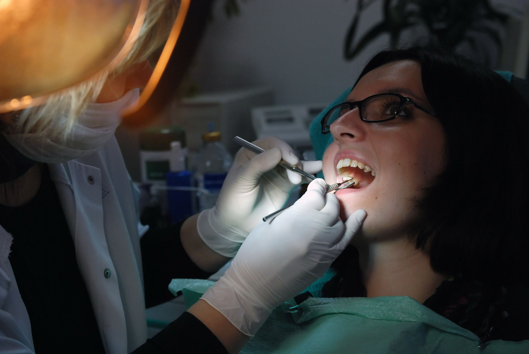 9. Dentist